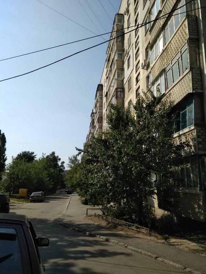 Квартира Рядом С Метро Kharkov Ngoại thất bức ảnh